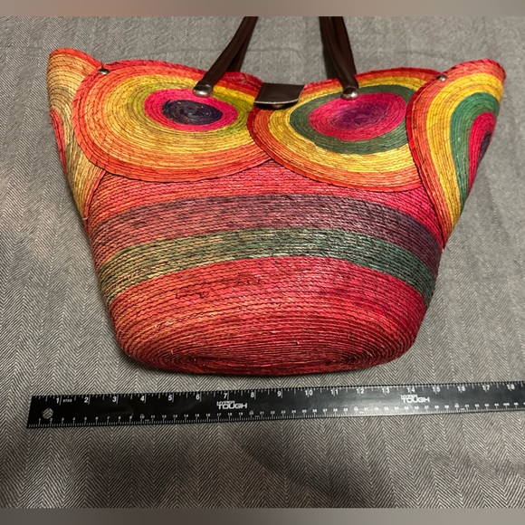 Large Shoulder Multi-Color Straw Bag - Picture 3 of 7